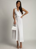 Muslin summer dress with an envelope neckline, white SF22317